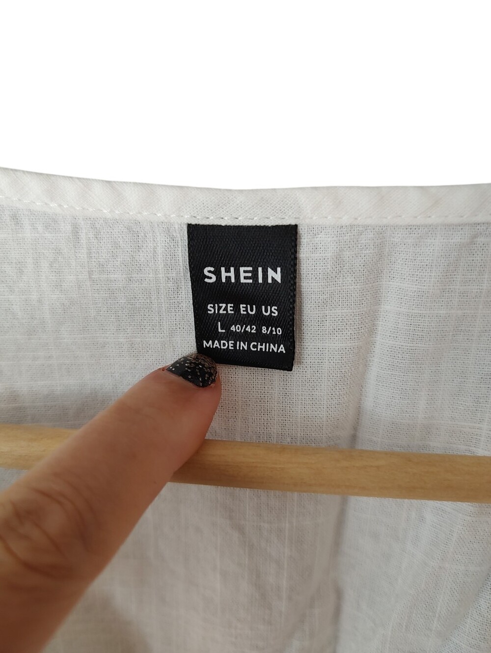 NWT- Shein White Short Sleeve Eyelet Deep-V Peplum Top Size Large - Picture 7 of 8
